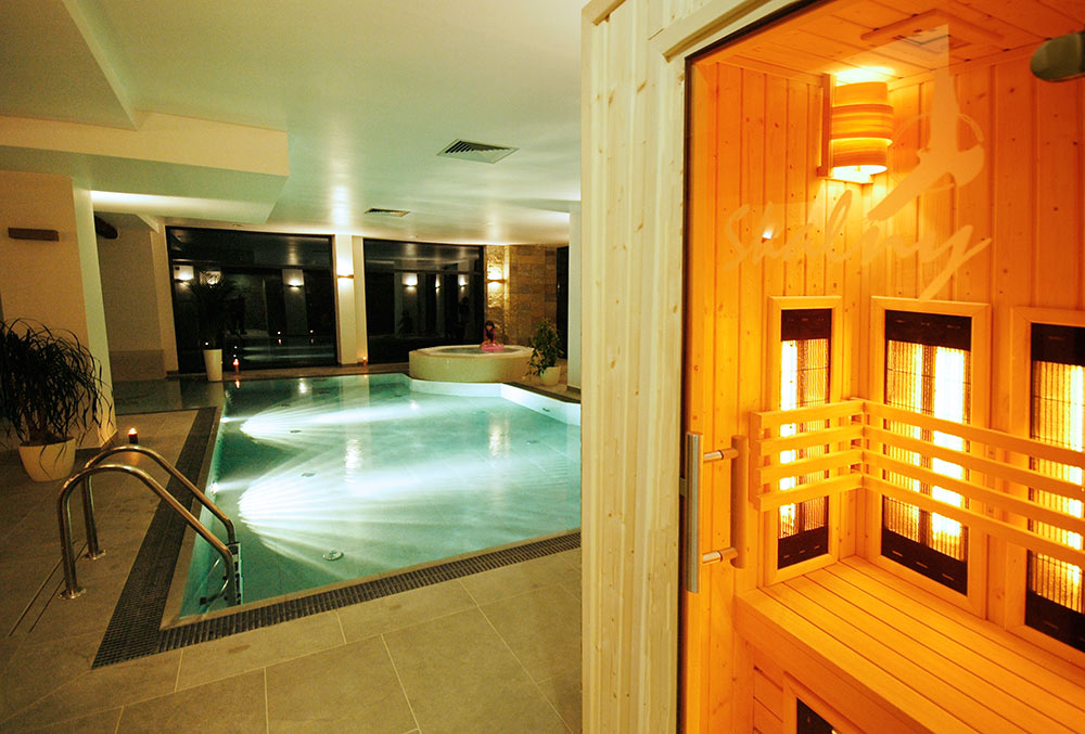 Hotel Skalny SPA - nocleg z basenem
